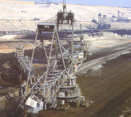 Opencast mining equipment at the Hambach operation, Rhineland
