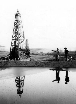 Kern River, California oilfield sump
