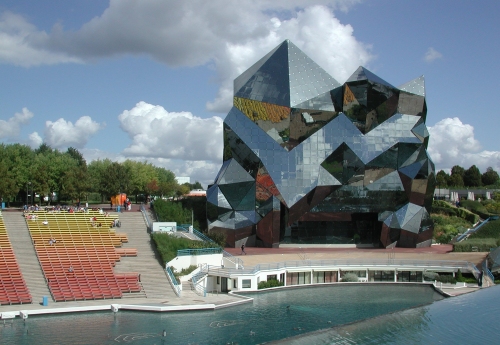 Crystal building and outdoor auditorium at Futuroscope