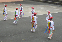Basque dancing at Souraide
